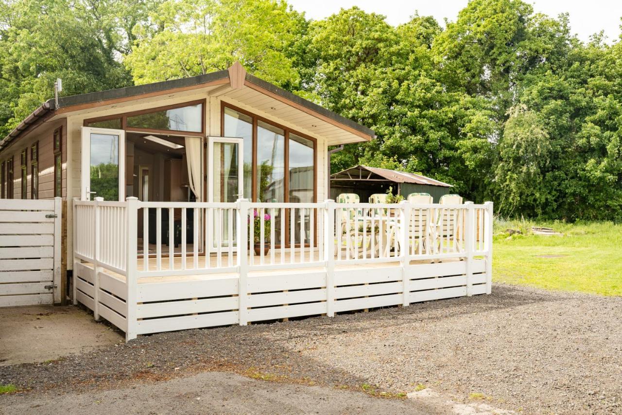 Pass The Keys The Lodge At Point House Farm - Sleeps Up To 6 เชสเตอร์ ภายนอก รูปภาพ
